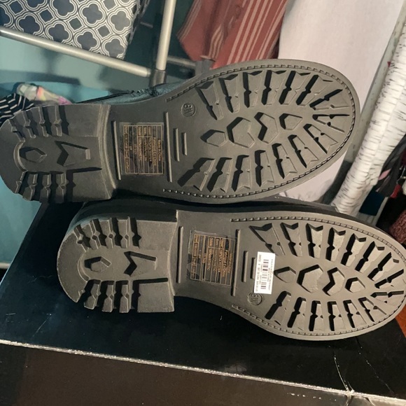 COPY - Woman’s Moto boot - Picture 3 of 3